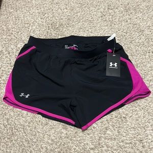 NWT Under Armour size S Fly By 2.0 shorts